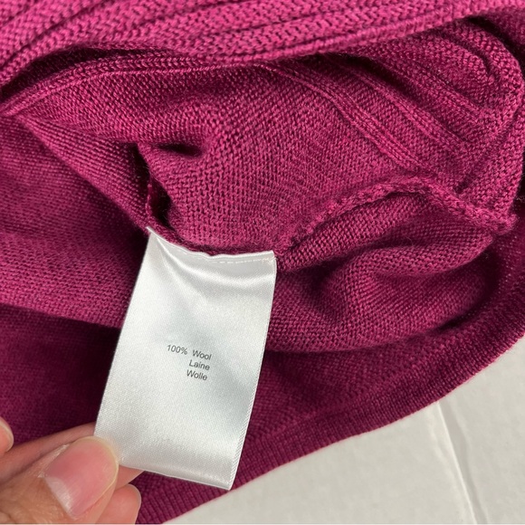 Krimson Klover 100% Wool Women Sz M V-Neck Sweater Pullover Blouse Dark Pink - Picture 6 of 9